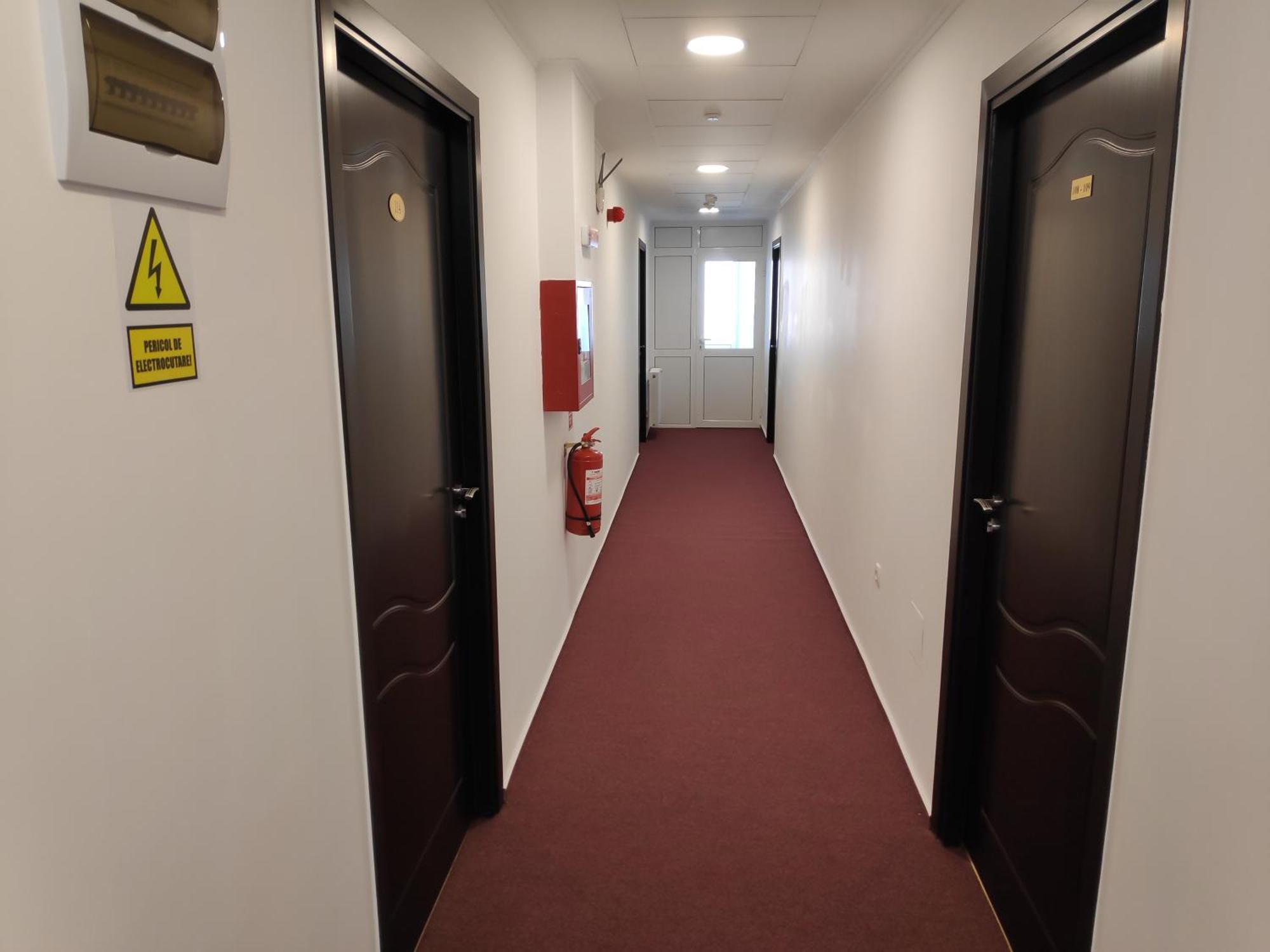 Hostel Caliman Căciulata Extérieur photo